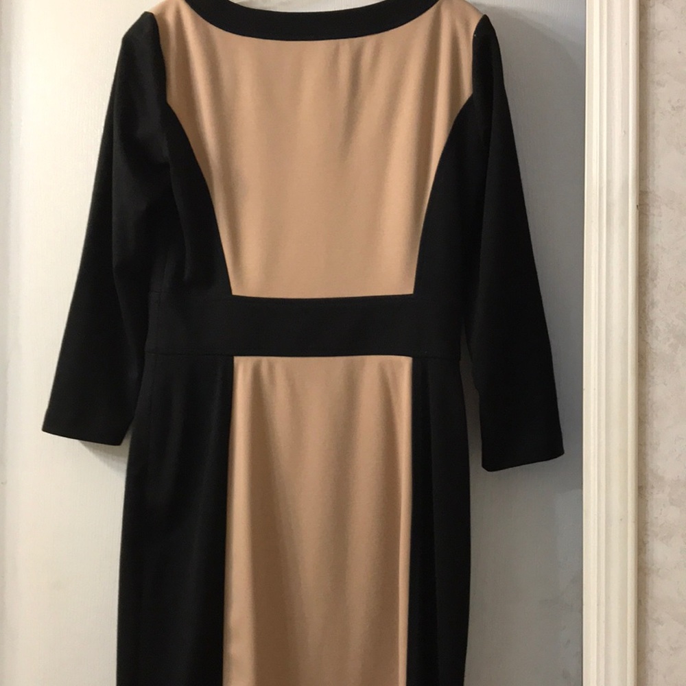 DRESS - Picture 2 of 3